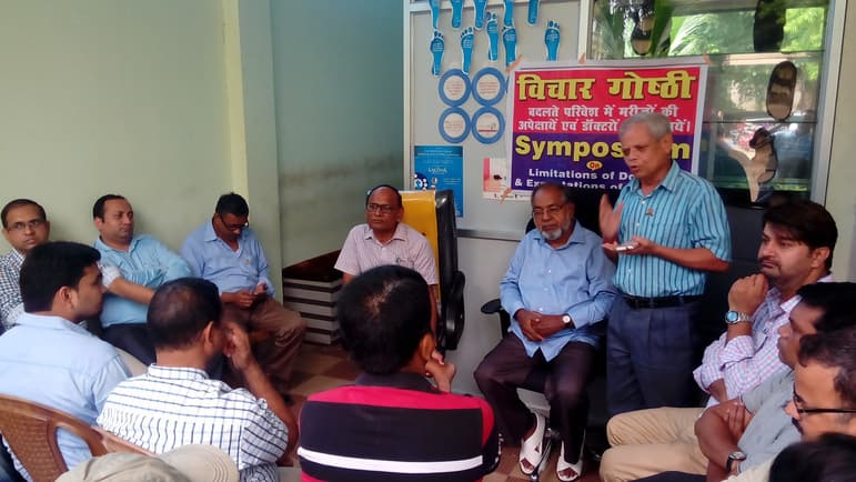 चिकत्सिक बीमारी का इलाज करते हैं, मौत का नहीं : डॉ यासीन