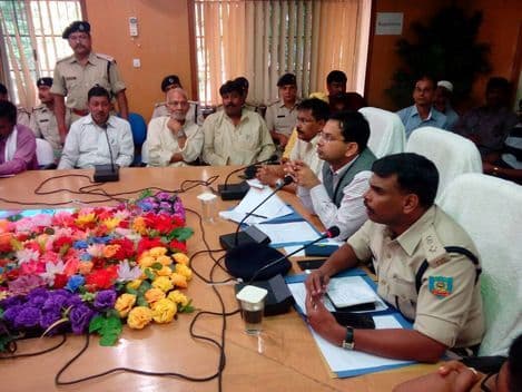 ओके::एल: फोटो- अफवाह फैलाने को चह्निति करें: एसपी