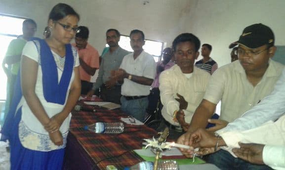 बीडीओ ने लोगों को स्वच्छता की शपथ दिलायी