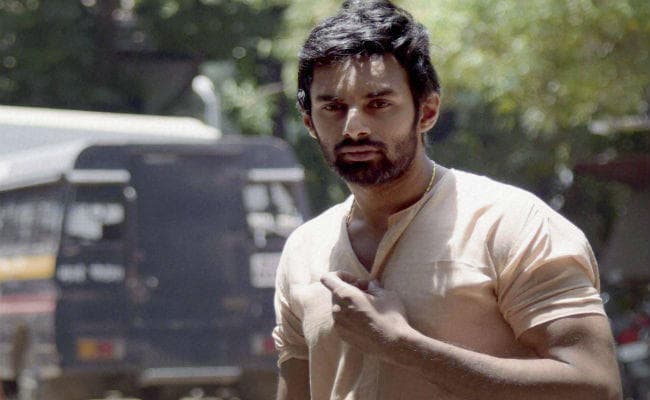 आत्‍महत्‍या कर चुकीं टीवी अभिनेत्री प्रत्‍युषा बनर्जी के ब्‍वॉयफ्रेंड राहुल राज गिरफ्तार