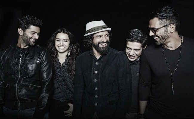 देखें फरहान अख्‍तर की ‘रॉक ऑन 2'' का पहला पोस्‍टर