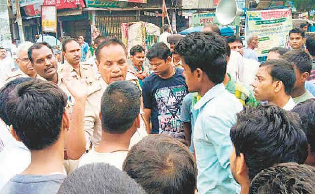 भाजपा नेता को ट्रक ने रौंदा, मौत