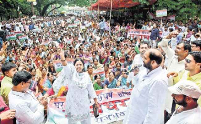 दखल दिहानी के विरोध में राजभवन के समक्ष महाधरना, बोले प्रभावित...