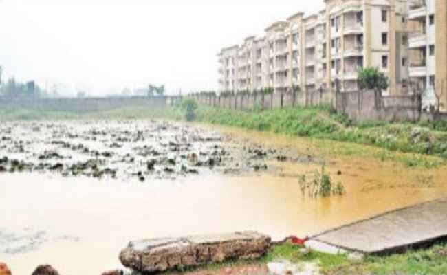 नहाने गये चार बच्चे डूबे, झाड़ी में फंसने से नहीं बची एक की जान