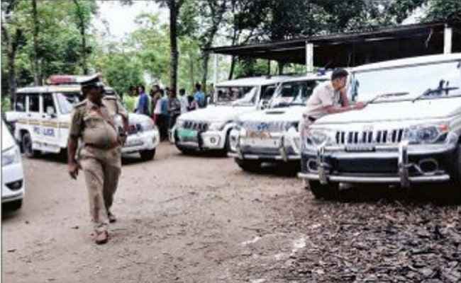 जलपाईगुड़ी में धारदार हथियार से चाय बागान मैनेजर की हत्या