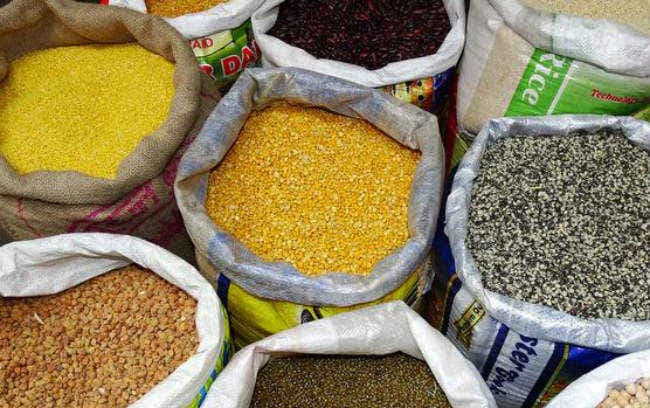 जमाखोर दाल बाजार में निकाल दे वरना घाटे में रहेंगे, इस बार अच्छी पैदावार