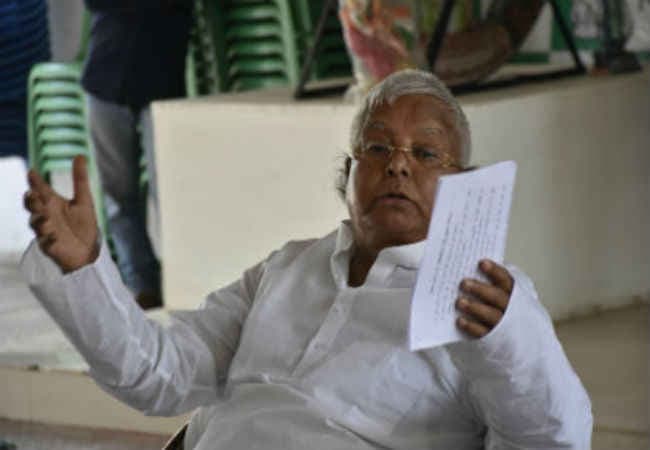 लालू का रेल मंत्री पर बड़ा हमला, कहा-प्रभु ऐसी लीला मत करिये