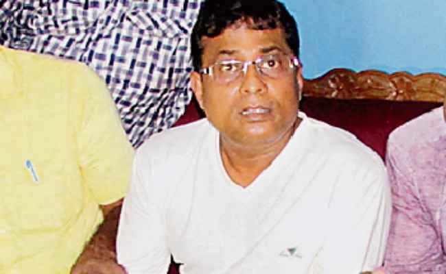 नवादा के एडीएम चार लाख रुपये घूस लेते गिरफ्तार