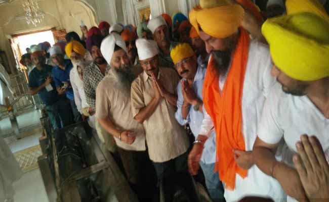 पंजाब में केजरीवाल का ऐलान: सरकार बनी तो अमृतसर को पवित्र शहर का दर्जा देंगे