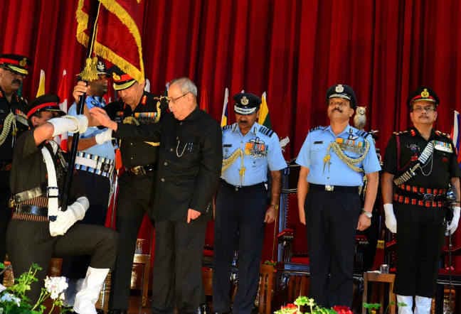 राष्ट्रपति ने स्थिरता और शांति सुनिश्चित करने के लिए सशस्त्र बलों का किया आह्वान