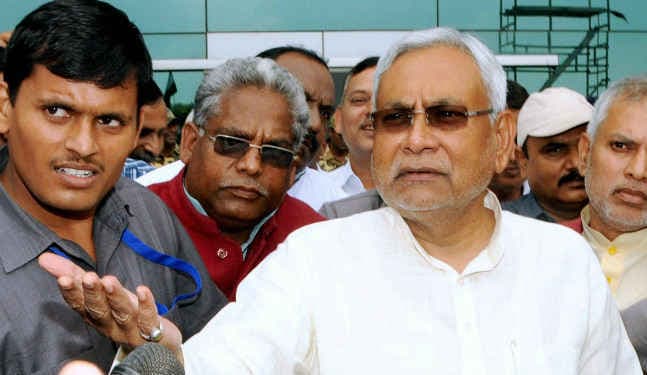 शहाबुद्दीन की रिहाई पर राजनीतिक घमसान, सीएम नीतीश कुमार ने भी दी प्रतिक्रिया