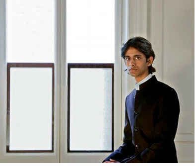 ललित मोदी के बाद अब उनके बेटे रुचिर मोदी उतरे क्रिकेट के मैदान पर