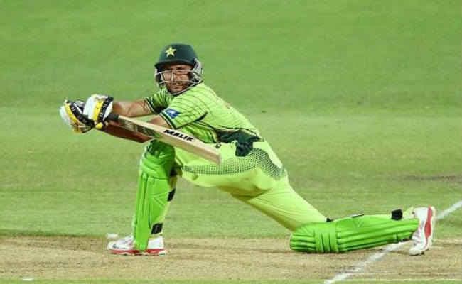 अफरीदी स्वयं ही संन्यास ले लें : पीसीबी