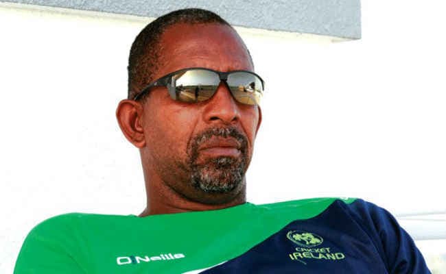 वेस्टइंडीज के कोच के पद से हटाये गये फिल सिमंस