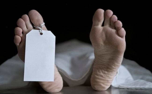 नवादा में संदिग्ध परिस्थिति में मिला युवक का शव, परिजनों ने लगाया पत्नी पर हत्या का आरोप