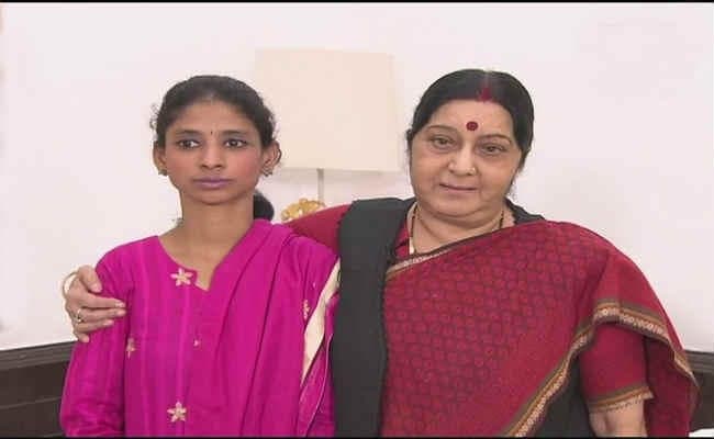 गीता के माता-पिता की तलाश के लिए सुषमा स्वराज ने की भावुक अपील, 1 लाख रुपये ईनाम की घोषणा
