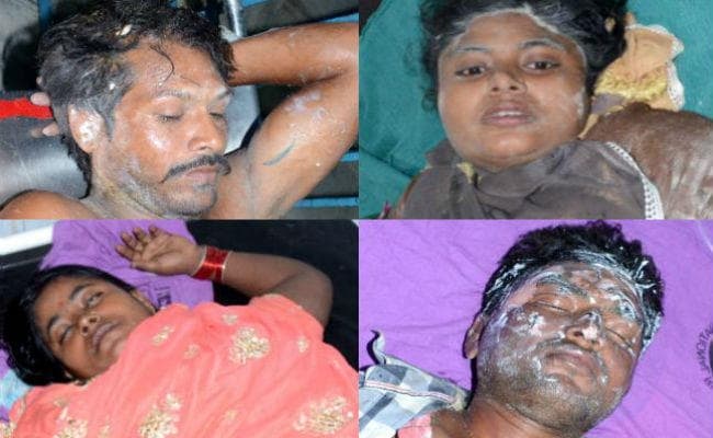 बिजली के तार की चपेट में आया ताजिया जुलूस, दर्जन भर झुलसे, दो की मौत