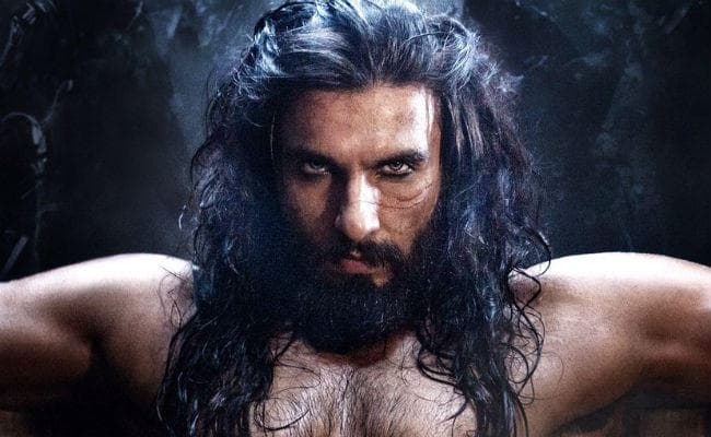 #Padmavati: राजा रावल रतन सिंह के बाद आ गये अलाउद्दीन खिलजी...देखें तसवीर