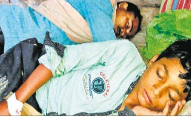 दुस्साहस: आनंद विहार एक्सप्रेस में नशाखुरानी की वारदात, नशा खिलाकर दो रेल यात्रियों से की लूटपाट
