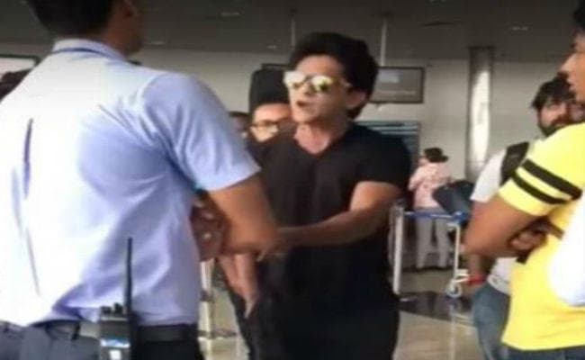 बोले अशोक पंडित, ''आदित्य नारायण मुंबई के डॉन हैं और इसलिए...''