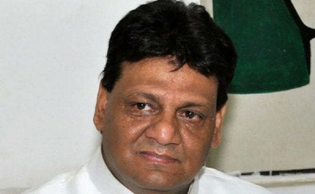 बिहार कांग्रेस : राहुल गांधी से दिल्ली में मिले कौकब कादरी, दूसरे खेमे के नेताओं ने कसा तंज