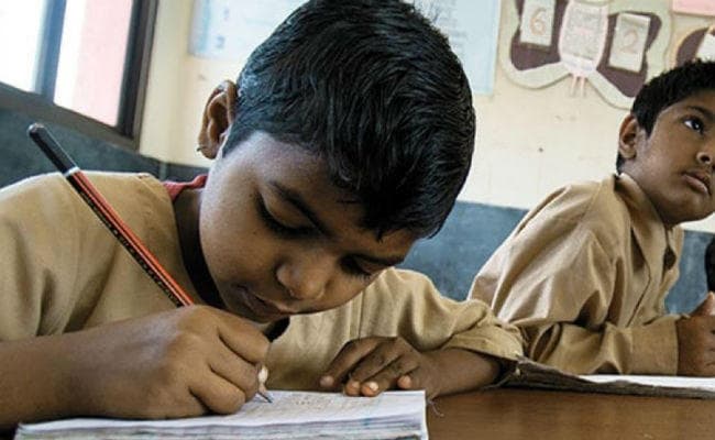 अर्द्धवार्षिक मूल्यांकन परीक्षा: कक्षा 1 से 8 तक के बच्चे होंगे शामिल, 552721 परीक्षार्थी देंगे Exam