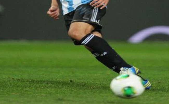 अर्जेंटीना फुटबॉल विश्व कप में जगह बनाने की दौड़ में पिछड़ा