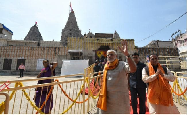 गुजरात विधानसभा चुनाव : राहुल गांधी के बाद प्रधानमंत्री नरेंद्र मोदी ने द्वारिका से ही क्यों किया चुनावी आगाज?