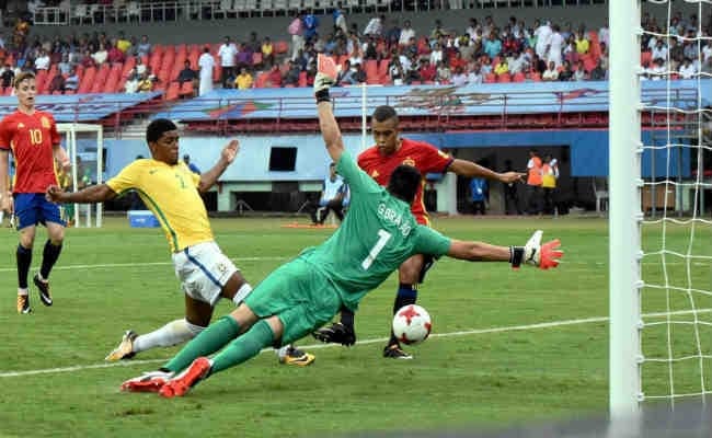 ब्राजील ने अंडर 17 विश्व कप मैच में स्पेन को 2-1 से हराया