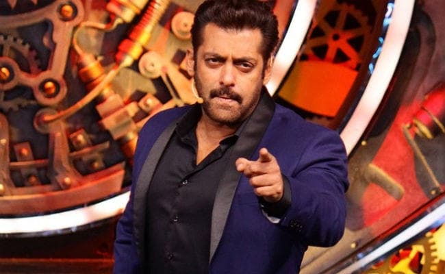 Bigg Boss 11: सलमान के खिलाफ जुबैर खान ने पुलिस थाने में कराई शिकायत दर्ज