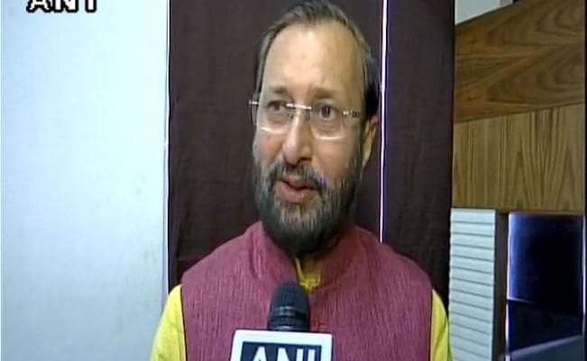 बीएचयू व एएमयू के नाम बदलाव के प्रस्ताव को प्रकाश जावडेकर ने ठुकराया