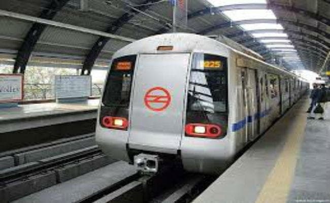 दिल्ली मेट्रो : आज से बढ़ा हुआ किराया लागू, ये हैं किराये की नई दरें