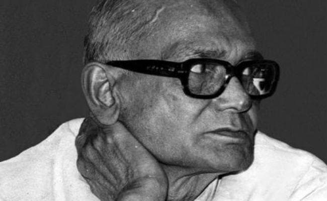 लोक नायक जयंती विशेषः अन्याय से लड़ने के जज्बे ने बनाया लोकनायक, पढिए शिवानंद तिवारी ने ऐसा क्यों कहा?