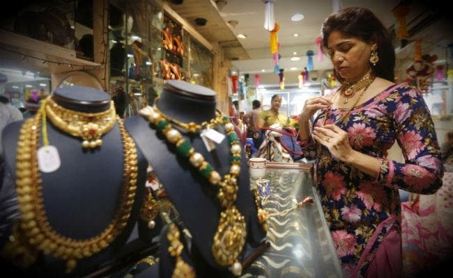 17 को धनतेरस : राशि अनुसार खरीदें चीजें, बरसेगी लक्ष्मी की कृपा, सुबह 7 से शाम 7 बजे तक शुभ मुहूर्त