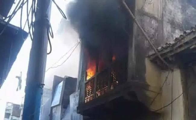 साइकिल-बाइक की टक्कर के बाद बलिया में बवाल, दो गुटों के हिंसक झड़प के बाद 20 गिरफ्तार