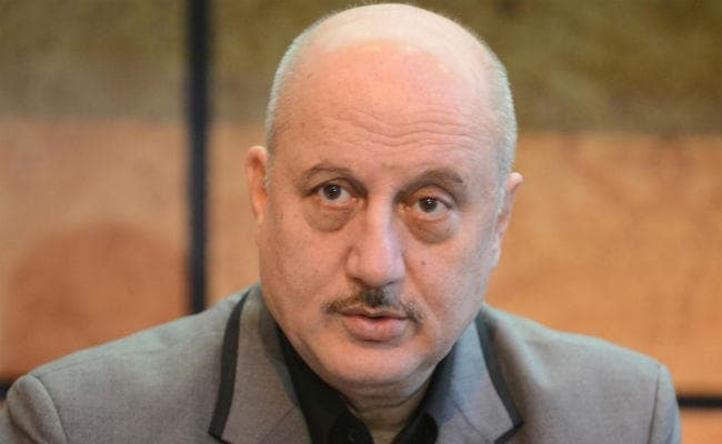 अनुपम खेर के लिए खड़ी हुई मुश्किल, FTII प्रशासन के खिलाफ छात्रों ने खोला मोर्चा