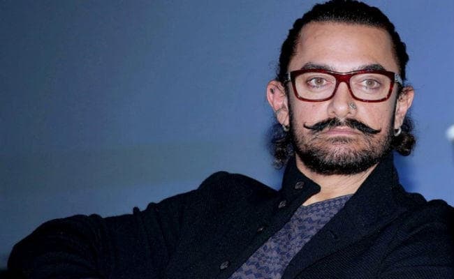 बोले आमिर खान- पुरुष प्रधान सोच के कारण समाज महिलाओं को...