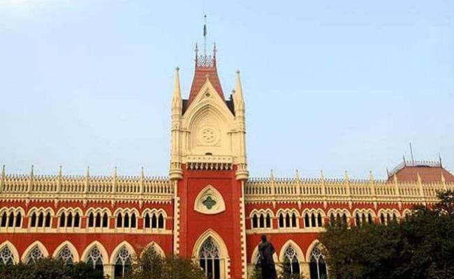 कोलकाता : प्राथमिक टेट पर हाइकोर्ट में याचिका