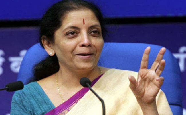 तीनों सेनाओं के कमान में दीवाली मनायेंगी रक्षा मंत्री निर्मला सीतारमण