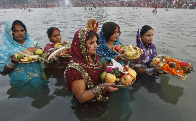 ये छठ जरूरी है. क्यों?? पढ़ें पत्रकार कुमार रजत का यह वायरल मैसेज...