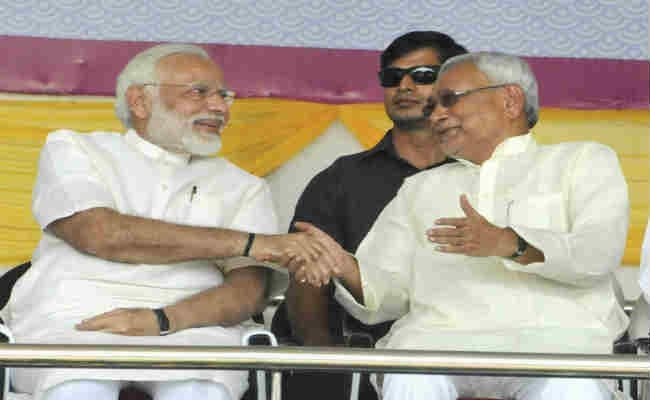 पीएम मोदी बोले- नीतीश के राज में 2022 तक बिहार को विकसित हुआ देखना चाहता हूं