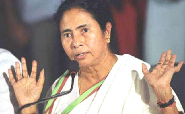 बंगाल में निवेश के लिए अब मुख्यमंत्री ममता करेंगी मुंबई व लंदन का दौरा
