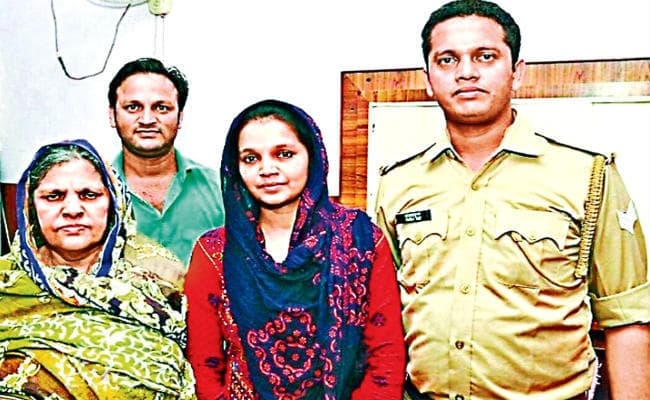25 साल पहले गुंडों ने पिता की हत्या की, अब बेटी बनी जज