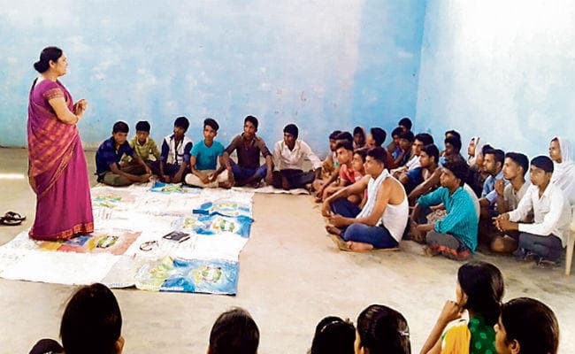 सीवान : 20 गांवों में दहेज व बाल विवाह के खिलाफ अलख जगा रहीं उर्मिला