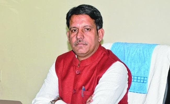 झारखंड के कृषि मंत्री रणधीर सिंह पर मधुपुर में मुखिया ने दर्ज कराया दलित उत्पीड़न का केस