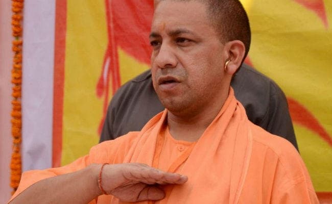 बाबरी मस्जिद एक्‍शन कमेटी का आरोप - धर्म विशेष की सरकार की तरह काम कर रही है योगी सरकार