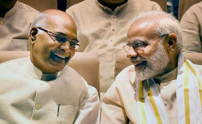 राष्ट्रपति और प्रधानमंत्री ने देशवासियों को दी दीपावली की शुभकामनाएं