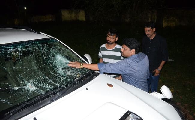 दिवाली की रात धनबाद में पेट्रोल पंप मालिक समेत दो पर जानलेवा हमला