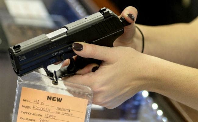 सर्वे में खुलासा, 30 लाख अमेरिकी हर दिन गोलियों से भरी बंदूकें लेकर निकलते हैं