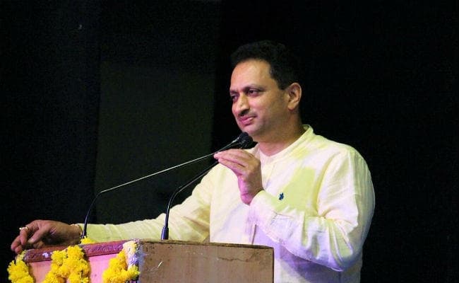 केंद्रीय मंत्री अनंत हेगड़े ने टीपू सुल्तान को ''बर्बर हत्यारा'' बताया, कार्यक्रम में शामिल होने से इनकार